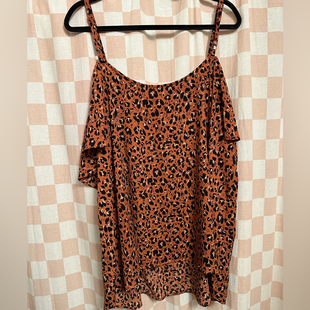 Torrid Cold Shoulder Top - Picture 4 of 4